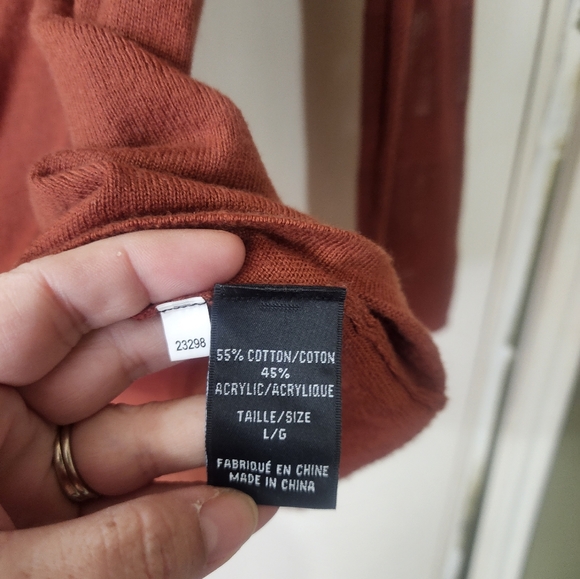 Burnt Orange top, size Lg, Brand August Silk - Picture 3 of 3